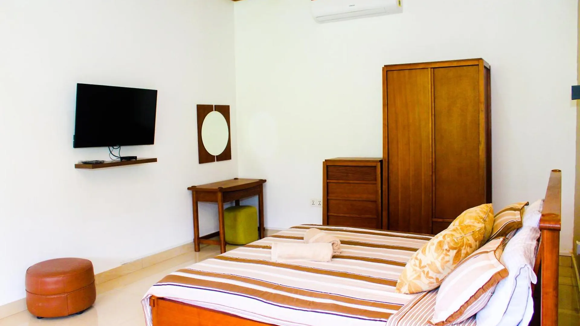 Bed and Breakfast Camellia Rise Kandy 0*,  Šrí Lanka